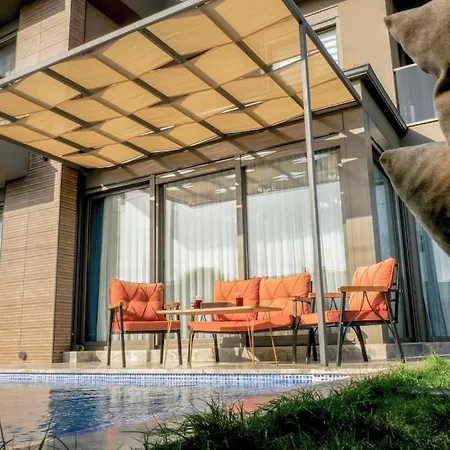 Vila Talia Doga Icinde Jakuzili Havuzlu Kaş